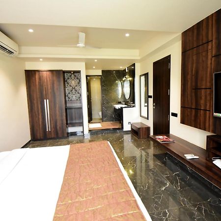 Chinchvad Sentosa Resorts & Water Park מראה חיצוני תמונה