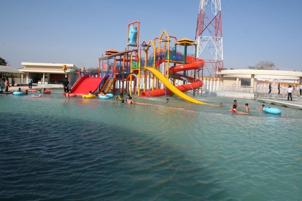 Chinchvad Sentosa Resorts & Water Park מראה חיצוני תמונה